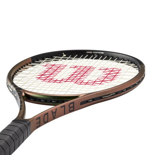 Wilson Blade 98 16X19 V8 Tour Racket 7 Wilson Blade 98 16X19 V8 Tour Racket - Image 7