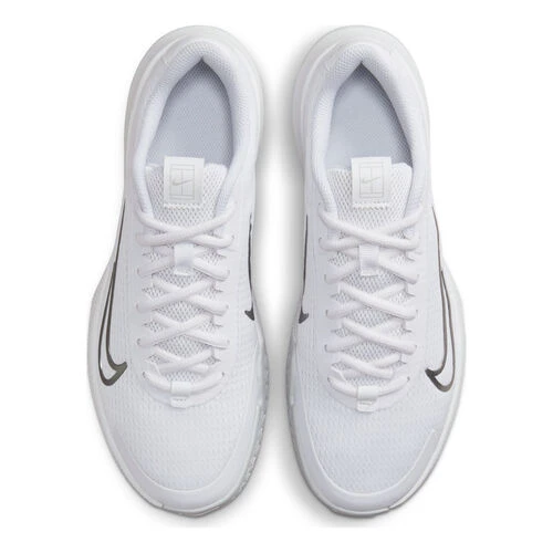 Nike Vapor Lite 2 All Court Shoe Women 3 Nike Vapor Lite 2 All Court Shoe Women - Image 3