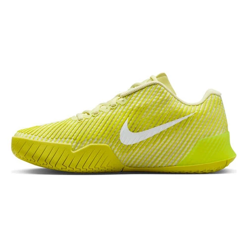 Nike Air Zoom Vapor 11 All Court Shoe Women 2 Nike Air Zoom Vapor 11 All Court Shoe Women - Image 2