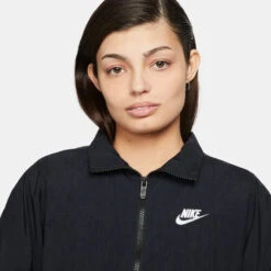 Nike Sportswear Essential WR Woven Training Jacket Women -Sports Tennis Gear 55455000 15